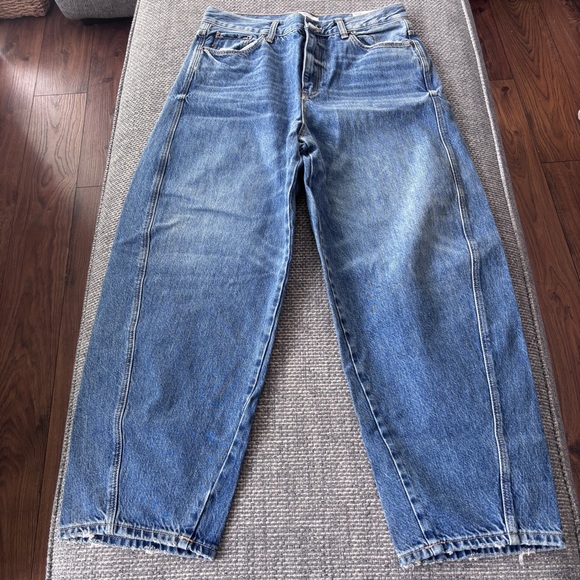 Zara NWT Women’s Midrise Cropped Carrot Leg Blue Jeans | Size 8 (40) - Picture 9 of 12